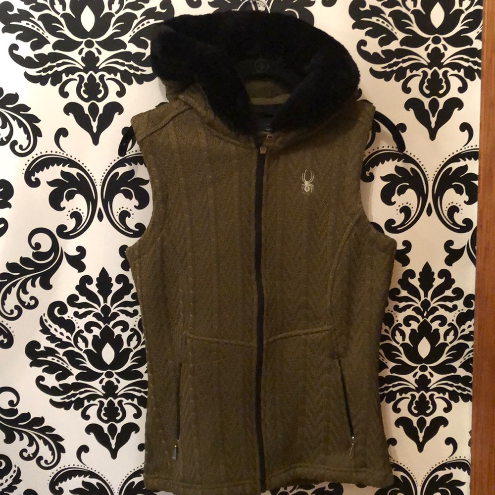 Never worn Spyder vest. Size medium. Firm price.